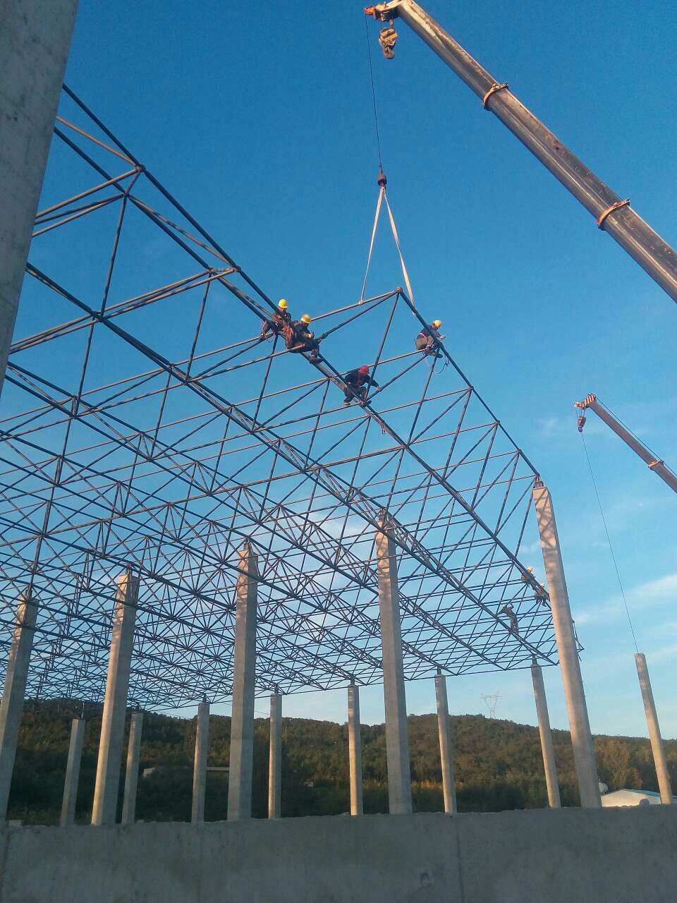 商丘汪清物流园网架